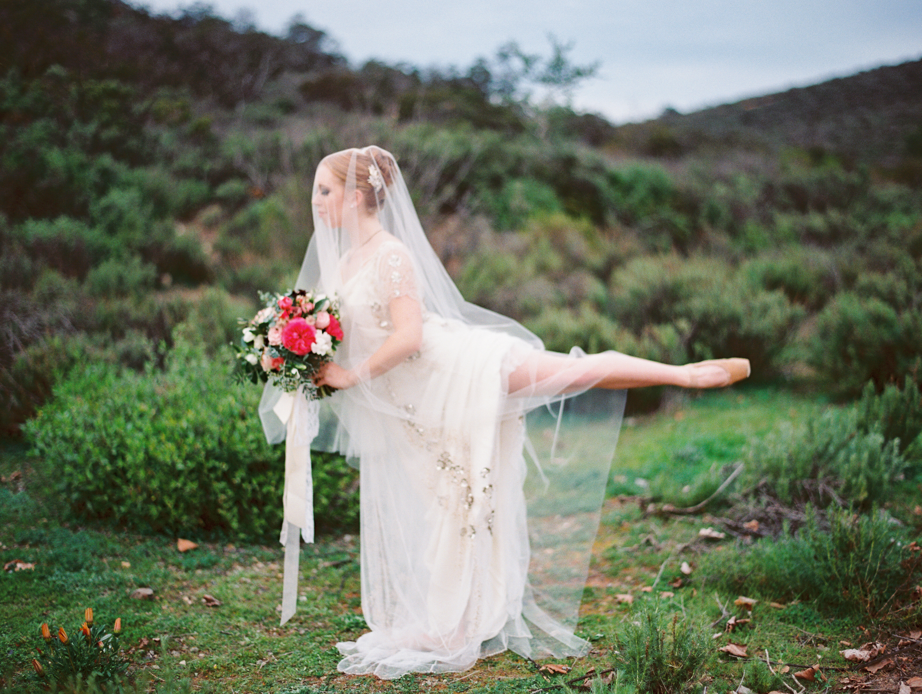 Ballet Wedding Inspiration by Mirelle Carmichael Photography - Jenny Packham Dress