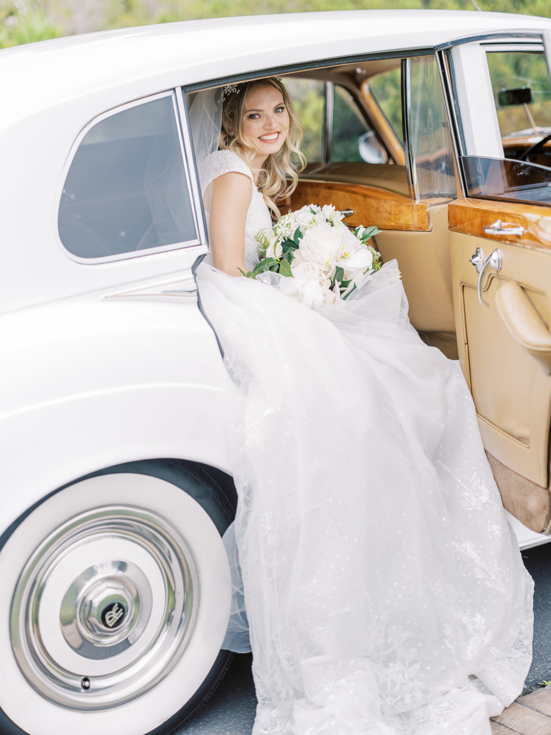Terranea wedding bride and classic car