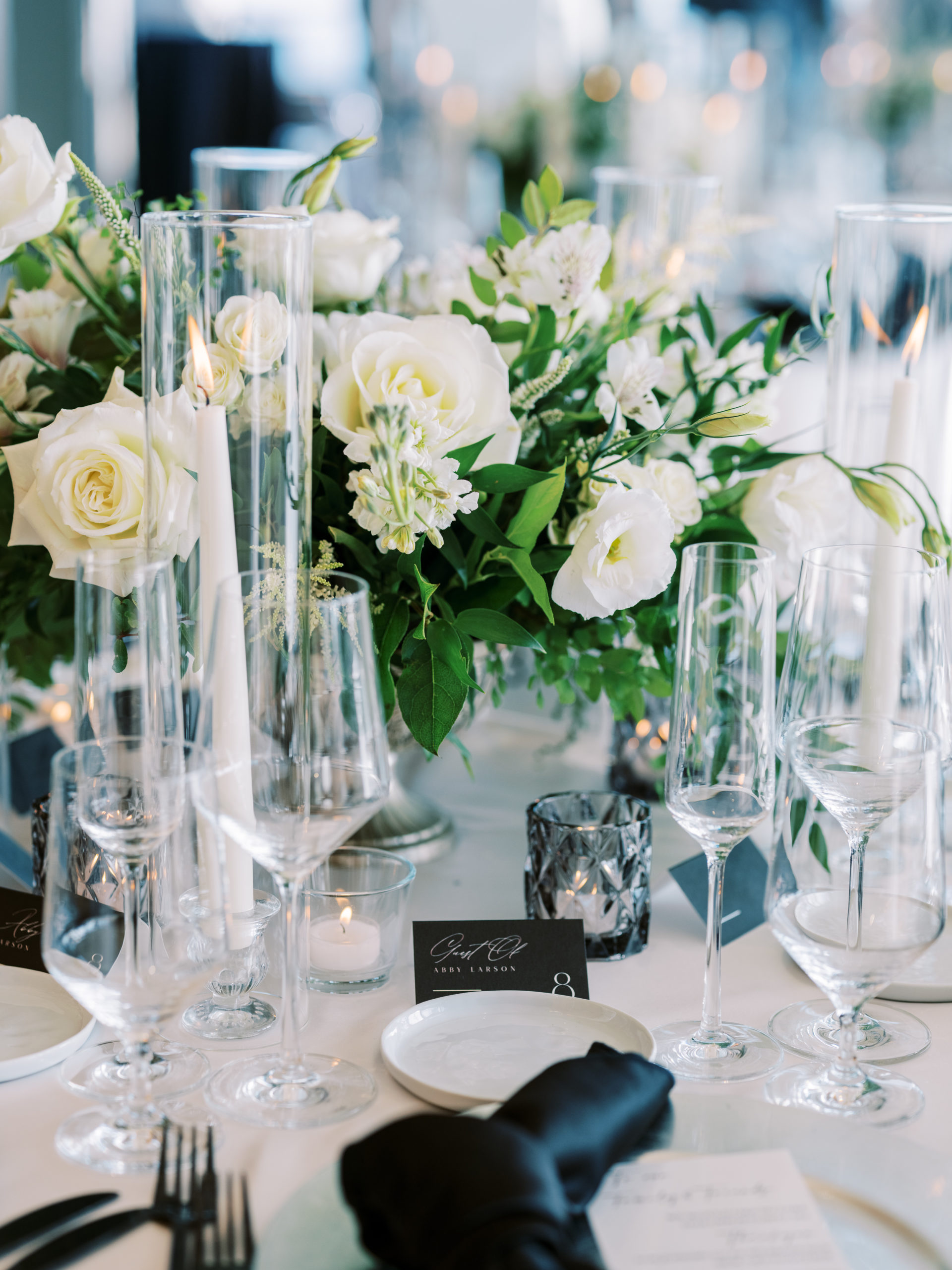 ultimate skybox wedding tablescape