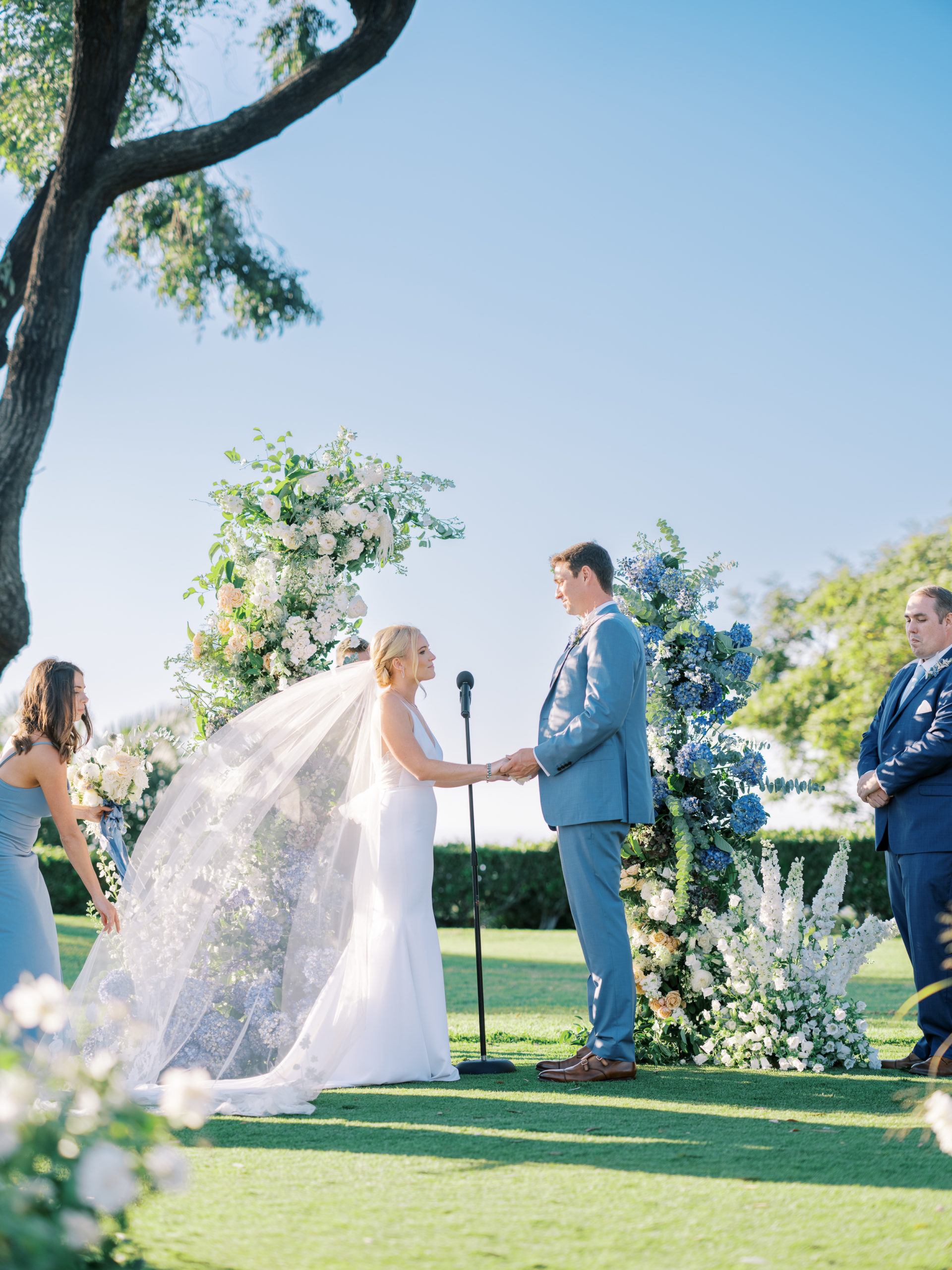 La Jolla Country Club Summer Wedding Ceremony Veil