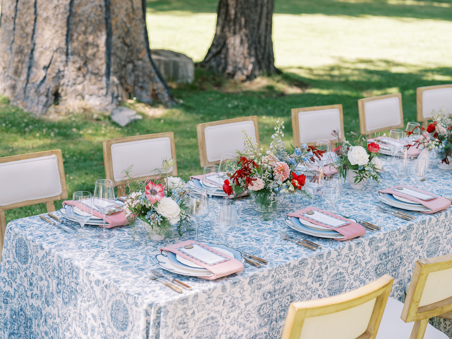 Red, white, and blue color palette at Sarah and Nick's lake tahoe wedding